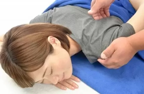 股関節痛